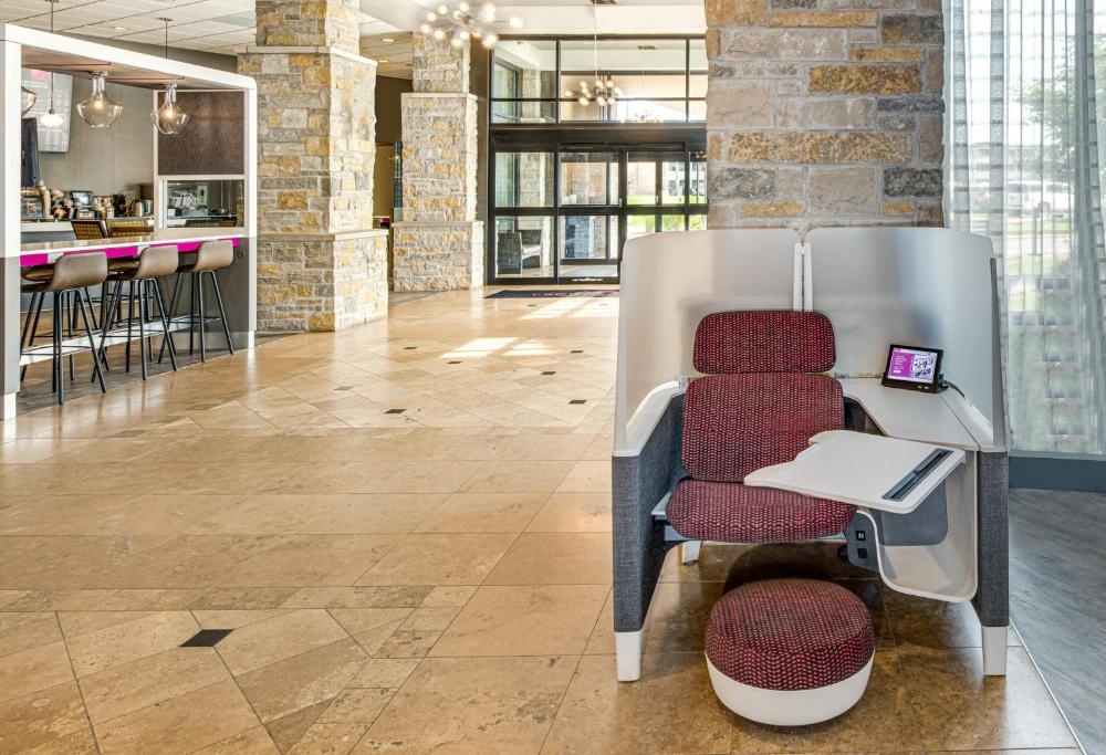 Crowne Plaza Milwaukee South